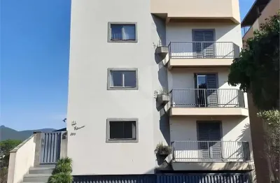 Apartamento à venda ou para alugar com 3 quartos, sendo 1 suíte,  no condomínio carmo lamana2, poços de caldas - mg