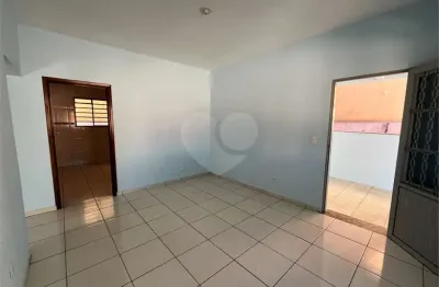 Casa à venda com 2 quartos, sendo 1 suíte,  em jardim cascatinha, poços de caldas - mg