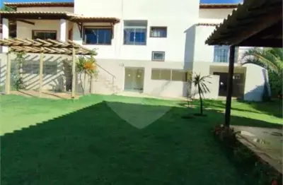 Casa à venda com 3 quartos, sendo 1 suíte,  no centro, piedade de caratinga - mg