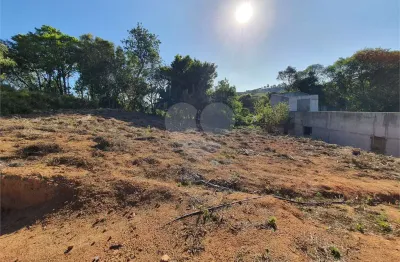 Chácara / sítio com 3 quartos à venda na Rodovia 459, Centro, Caldas