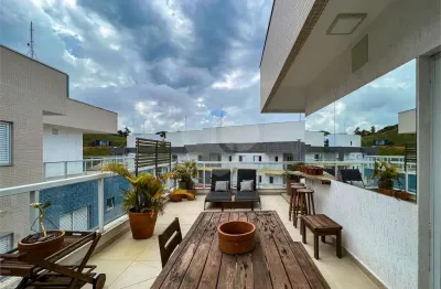 Cobertura à venda com 3 quartos, sendo 1 suíte,  no condomínio saint barth, ubatuba - sp