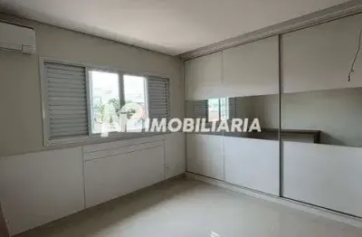 Casa com 4 quartos à venda no santa mônica, uberlândia , 350 m2 por r$ 1.700.000