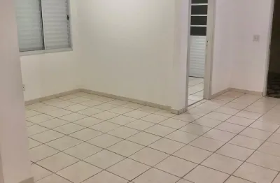 Linda casa no res. mônaco, pronta para morar em uma região privilegiada
