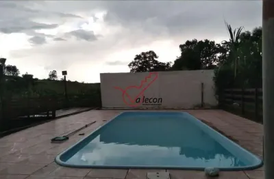 Chácara excelente no bairrinho com 3 amplos dorm, com 3000 m² por r$ 650.000 - j