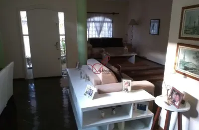 Maravilhoso sobrado no jardim paulista com 3 dorms e suíte