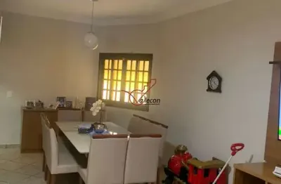 Casa bem localizado na região norte de são josé dos campos!