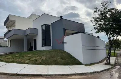 Casa térrea no condomínio terras do vale em caçapava.