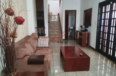 Casa com 3 quartos à venda na Rua Ryoiti Yassuda, 426, Jardim Maria Emília, Pindamonhangaba