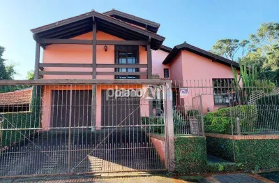 Casa residencial ou comercial triplex com 580m² para alugar no centro de gravataí