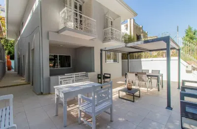 Casa tipo para venda em morumbi com 4 quartos, sendo 2 suítes, 323m²