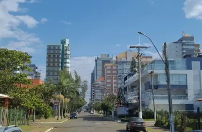 Oportunidade,lindo apartamento perto das quatro praças e mar