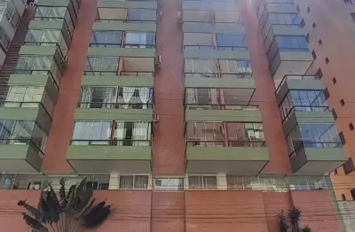 Lindo apartamento de um dormitório localização valorizada e privilegiada