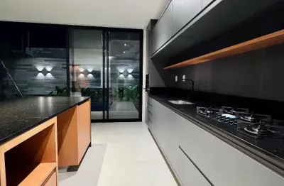 Casa em condomínio fechado com 4 quartos à venda na Rua Rubens Francisco Dias, 100, Papagaio, Feira de Santana