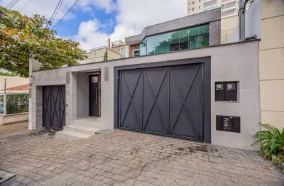 Atraente sobrado para venda em chácara inglesa com 5 quartos, sendo 1 suíte , 285m²