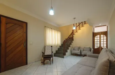 Funcional sobrado para venda em Vila Constança com 3 quartos, sendo 1 suíte , 172m²