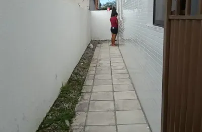 Térreo com área  na principal de paratibe,  próximo as lindas praias do  litoral sul.
