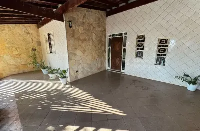Casa bairro martins excelente estrutura aceita permuta