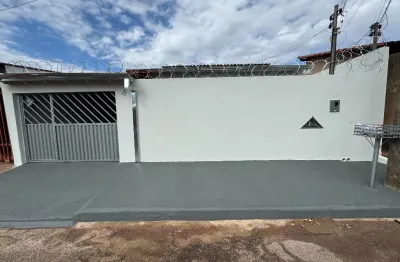 Casa com 5 quartos à venda na Rua Mutum, Morumbi, Uberlândia