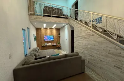 Casa com 3 quartos à venda na Avenida Abadio Bonifácio da Silva, Granada, Uberlândia