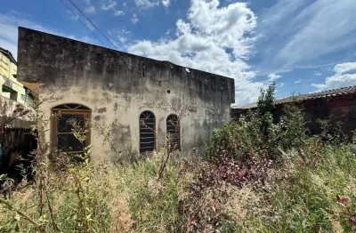 Casa com 2 quartos à venda na Rua Luiz Martins, Residencial Viviane, Uberlândia