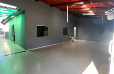 Casa com 3 quartos à venda na Rua Antônio Bernardes da Costa, Parque das Laranjeiras, Uberlândia