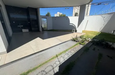 Casa com 3 quartos à venda na Rua Elba, Laranjeiras, Uberlândia