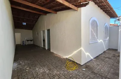Vendo colônia de 3 casas - próximo ao hospital municipal - bairro laranjeiras