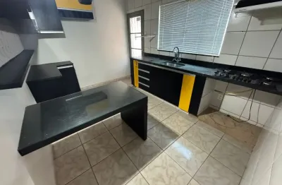 Casa com 3 quartos à venda na Rua dos Titos, Parque das Laranjeiras, Uberlândia
