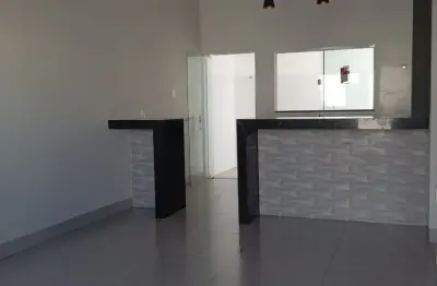 Casa com 3 quartos à venda na Avenida Toledo, Parque das Laranjeiras, Uberlândia