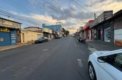 Casa com 3 quartos à venda na Avenida Jaime de Barros, Santa Luzia, Uberlândia