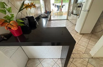 Casa com 3 quartos à venda na Rua das Diretas, Parque das Laranjeiras, Uberlândia