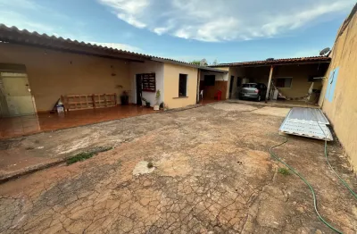 Casa com 3 quartos à venda na Rua Joaquim Elias Rodrigues, Aclimação, Uberlândia