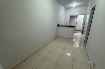 Casa com 2 quartos à venda na Avenida Geraldo Abrão, Granada, Uberlândia