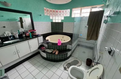 Casa com 3 quartos à venda na Avenida Doutor José Marçal Neto, Conjunto Segismundo Pereira, Uberlândia