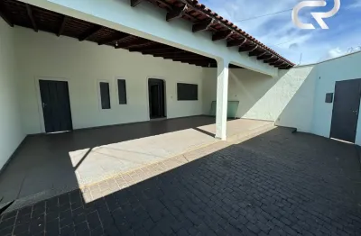Casa com 7 quartos à venda na Rua Aires Ribeiro, Santa Rosa, Uberlândia