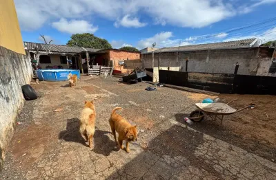Casa com 2 quartos à venda na Avenida Arnaldo Contursi, Marta Helena, Uberlândia