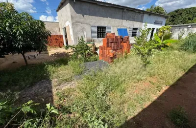 Casa com 2 quartos à venda na Avenida Quilombo dos Palmares, Marta Helena, Uberlândia