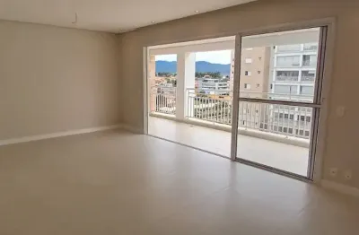 Lindo apartamento a venda, novo, recém reformado, novo, com 3 suítes sendo 1 master