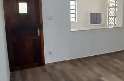 Linda casa para locação no centro da cidade de mogi das cruzes