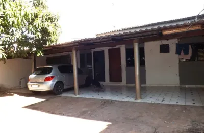 Casa à venda na Rua Rio Tibagi, 430, Loteamento Batel, Maringá