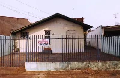 Casa com 1 quarto à venda na Vila Morangueira, Maringá 