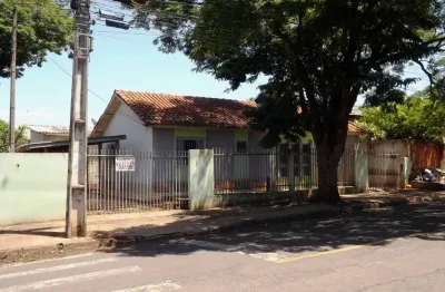 Vende-se casa esquina. av. henrique augusto da silva parque são pedro
