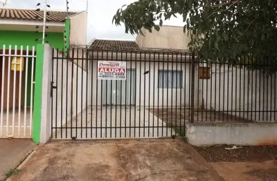 Aluga-se casa jardim yamanaka em marialva . Próx. Igreja e mercado