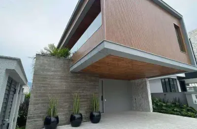 Casa com 4 quartos à venda na Anis, Jardim Dourado, Porto Belo