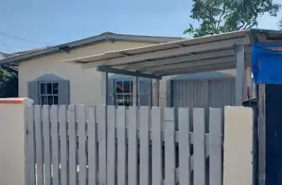 Casa com 3 quartos à venda na Avenida Hercílio Luz, Universitário, Tijucas