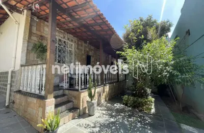 Casa com 5 quartos à venda na Rua Lindolfo de Azevedo, Nova Suíssa, Belo Horizonte