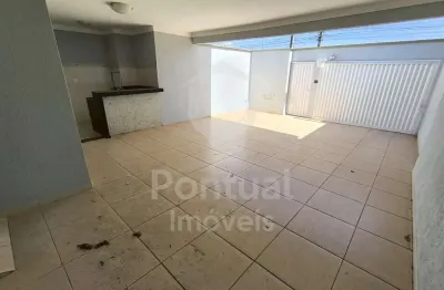 Casa com 3 dormitórios, segismundo pereira, uberlandia - mg