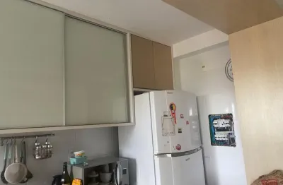 Apartamento com 2 quartos à venda na Avenida Luiz Tarquínio Pontes, 710, Centro, Lauro de Freitas