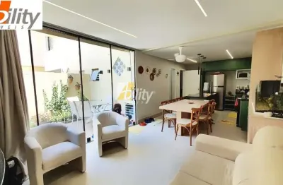 Casa à venda 4 quartos, 2 suites, 195m², próximo a ufmt, shopping 3 américas.