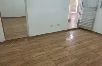 Casa com 2 quartos para alugar na Rua Jaime Freitas Moniz, 44, Jardim Rio Bonito, São Paulo